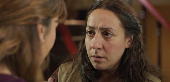 Турецкий сериал Пусть это останется между нами 15 серия