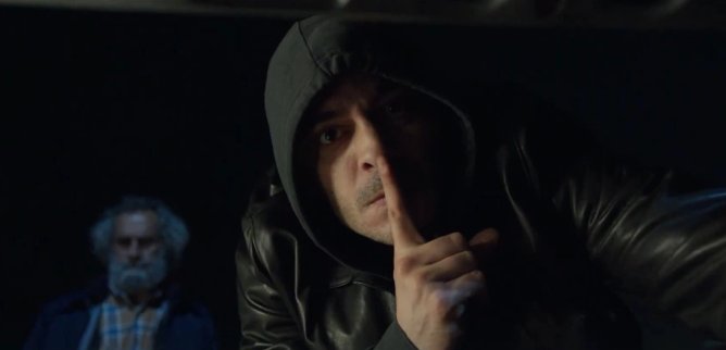 Турецкий сериал Совершенно другой человек 2 серия