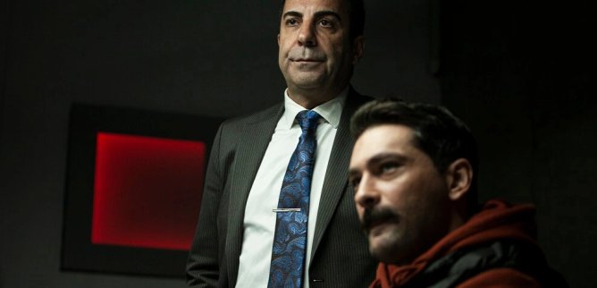 Турецкий сериал Ядовитый плющ 6 серия