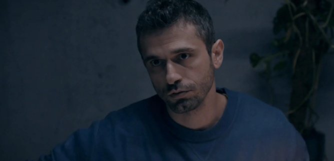 Турецкий сериал Ядовитый плющ 9 серия