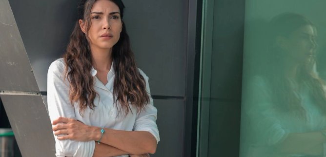 Турецкий сериал Какие корабли я сжёг 1 серия