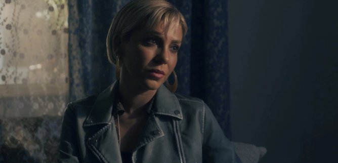 Турецкий сериал Ворон: Бездонная тьма 6 серия