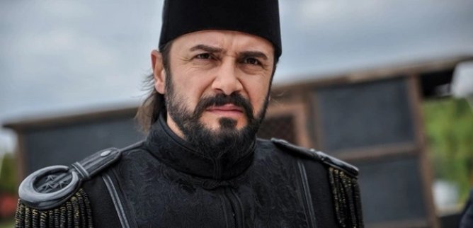 Турецкий сериал Права на престол Абдулхамид 83 серия