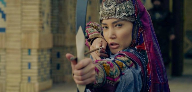 Турецкий сериал Я и есть Джелаладдин 10 серия