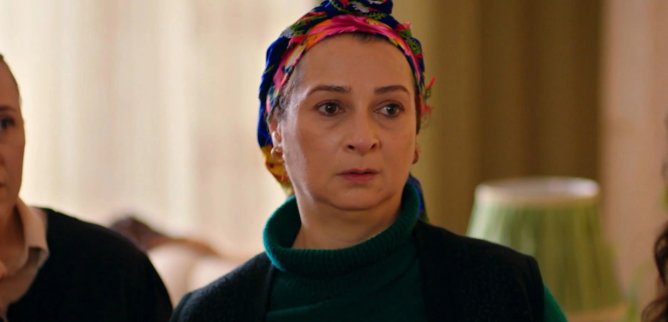 Турецкий сериал По имени Весна 113 серия