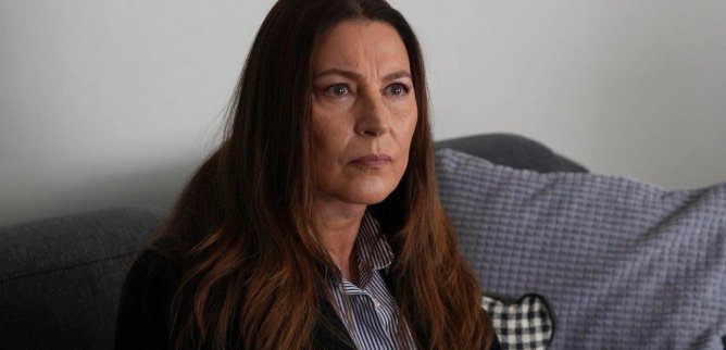 Турецкий сериал Предавать 49 серия