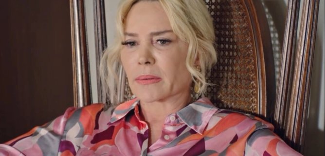 Турецкий сериал Моя дорогая мама 176 серия