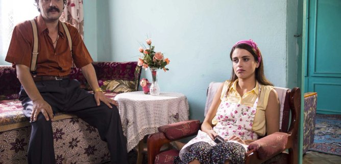 Турецкий сериал Зеленое море 42 серия