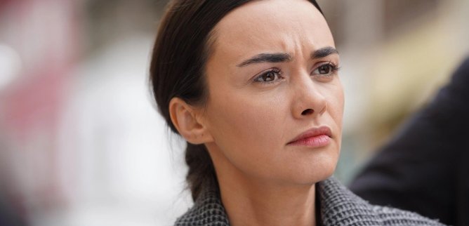 Турецкий сериал Жар-птицы 45 серия