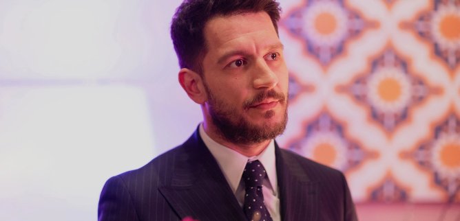 Турецкий сериал Спрячь меня 19 серия
