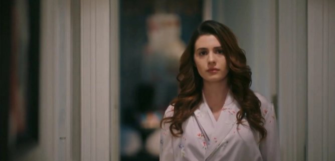 Турецкий сериал Спрячь меня 22 серия