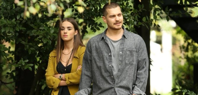 Турецкий сериал Внутри 3 серия