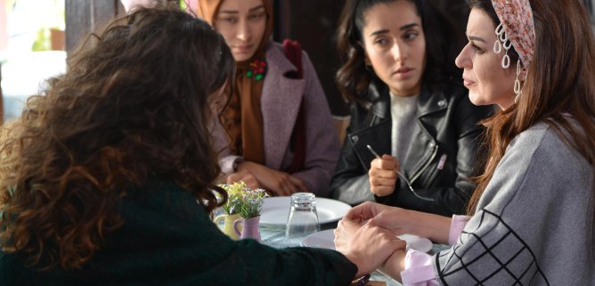 Турецкий сериал Ялаза 7 серия