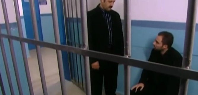 Турецкий сериал Слежка 31 серия