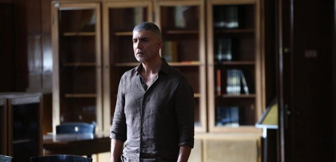 Турецкий сериал Красные бутоны 22 серия