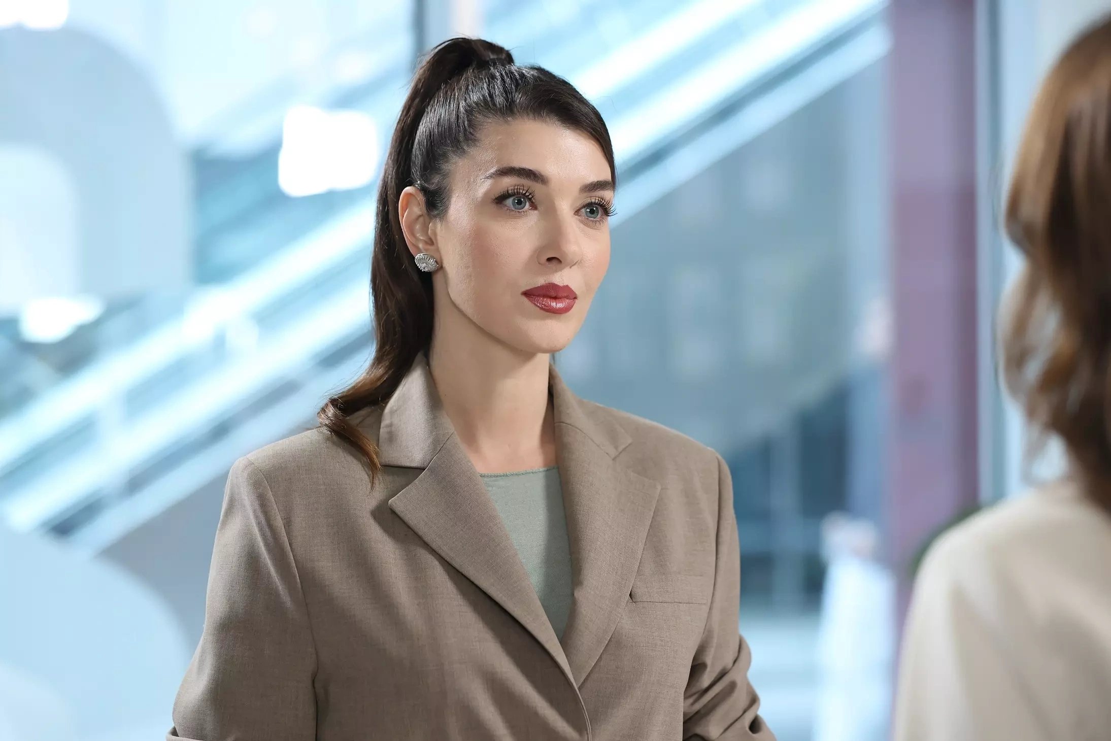 Пелин большая маленькая ложь. Селим байрактар большая маленькая ложь. Ложь турецкий 13. Ложь турецкий 13. Ложь турецкий 13.