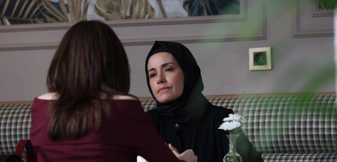 Турецкий сериал Красные бутоны 23 серия