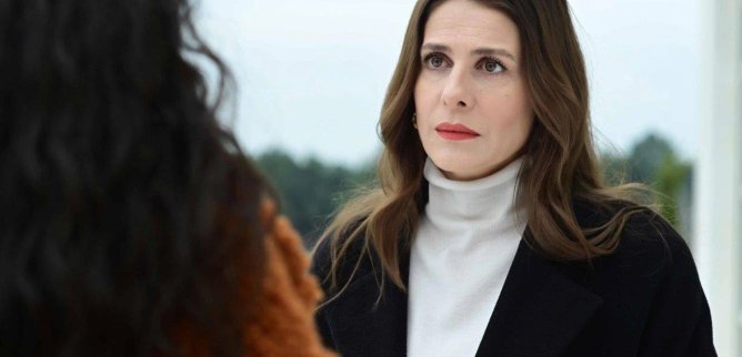 Турецкий сериал Я не могу вписаться в этот мир 20 серия