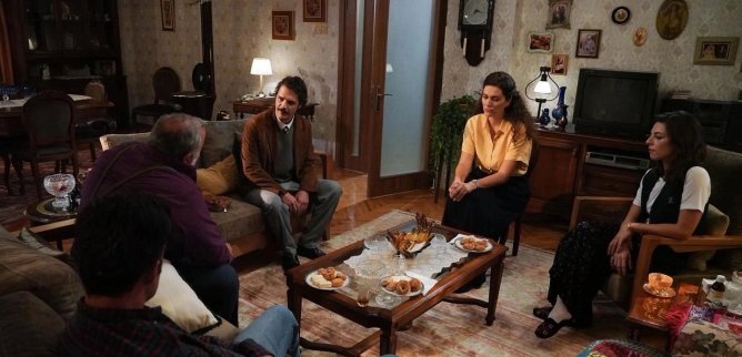 Турецкий сериал Моя мама Анкара 1 серия
