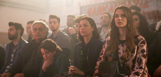 Турецкий сериал Этот город последует за тобой 13 серия