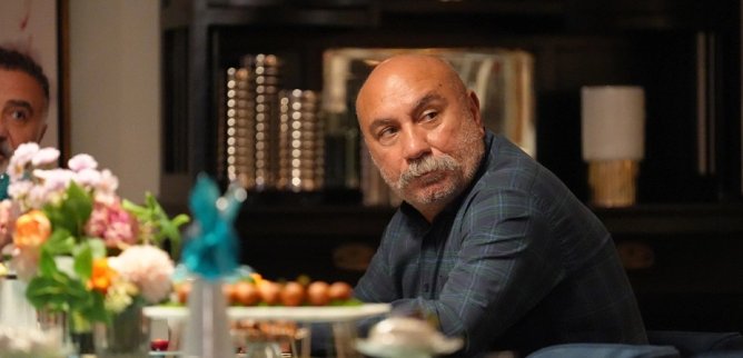 Турецкий сериал Лейла 16 серия