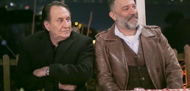 Турецкий сериал Опасные улицы 701 серия