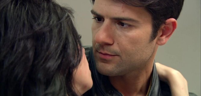 Турецкий сериал Крем 9 серия