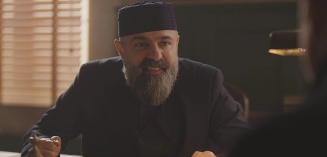 Турецкий сериал Красные бутоны 40 серия