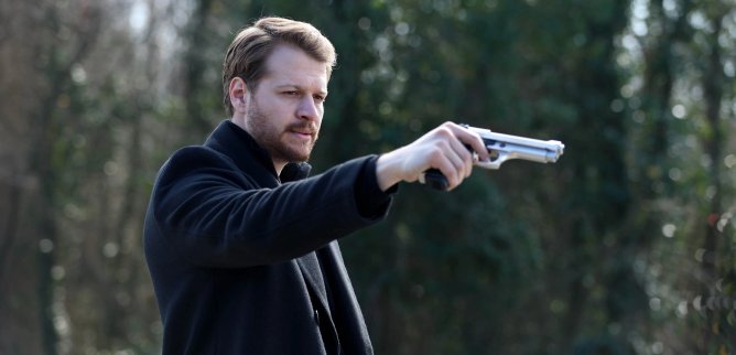 Турецкий сериал Опасная Джейлан 4 серия
