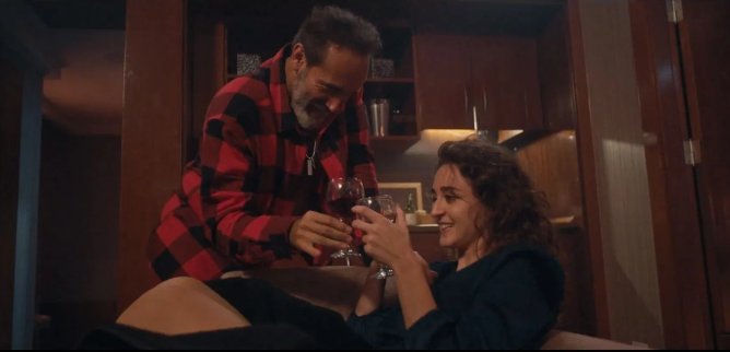 Турецкий сериал Махсун Джи 2 серия
