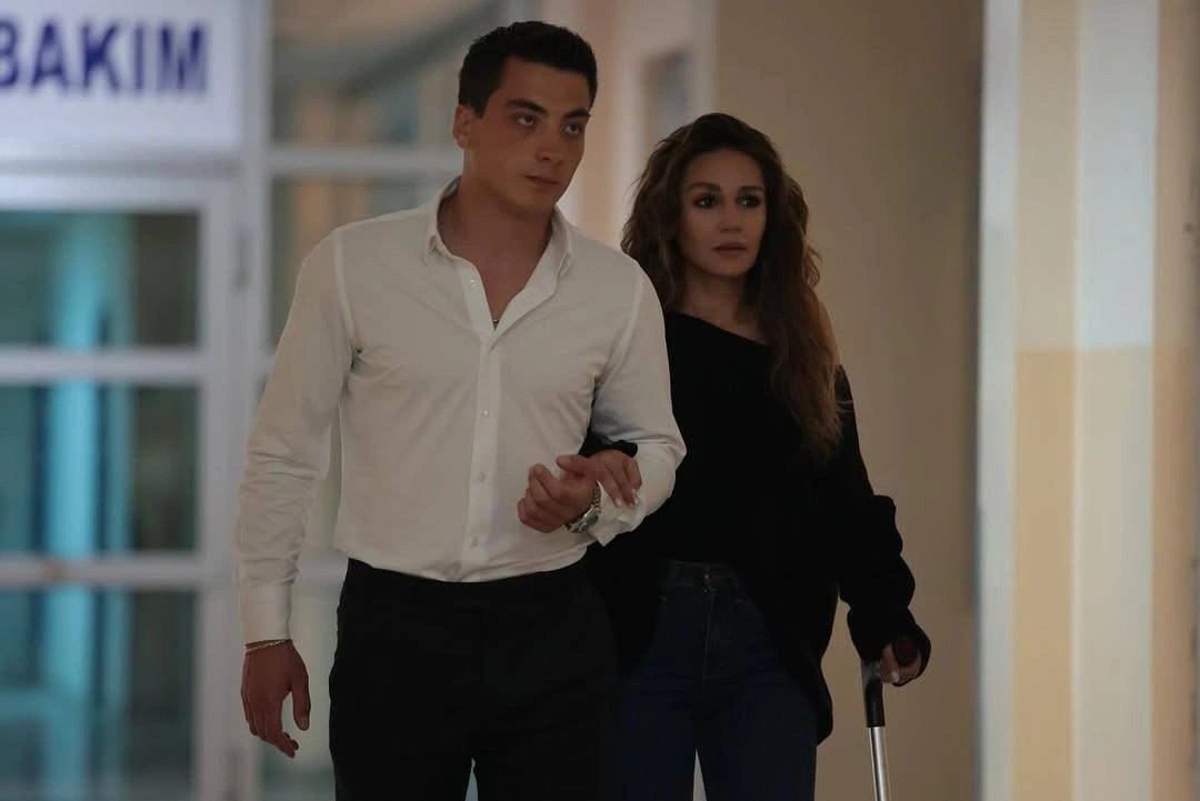 Кадры из «Далекий город» 24 серии