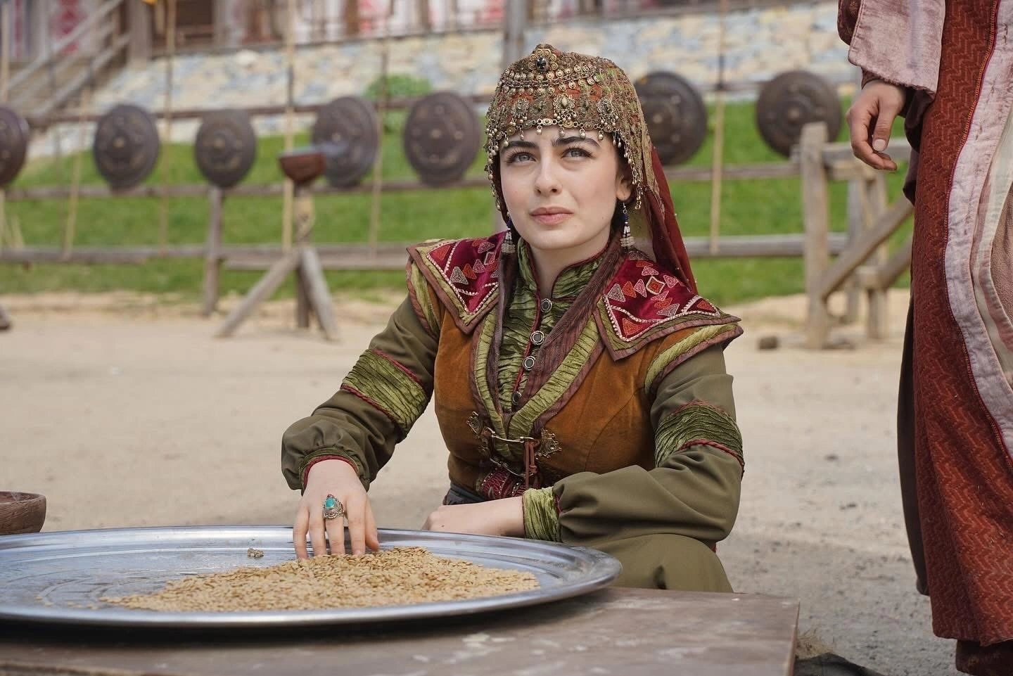 Кадры из «Основание Осман» 191 серии