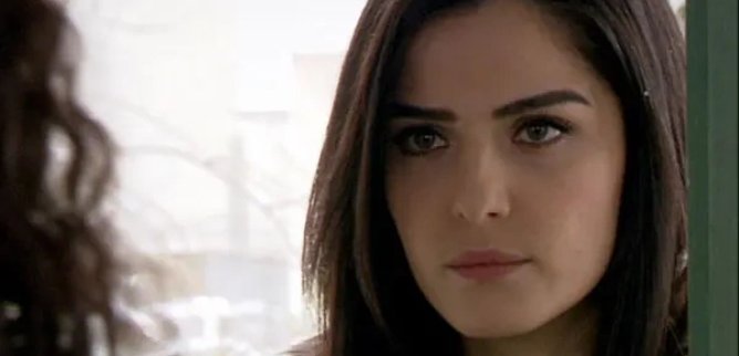 Турецкий сериал В чем вина Фатмагюль? 62 серия