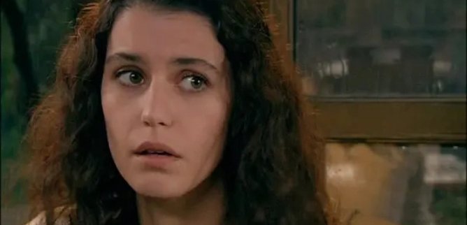 Турецкий сериал В чем вина Фатмагюль? 48 серия