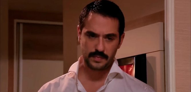 Турецкий сериал Небесная любовь 250 серия