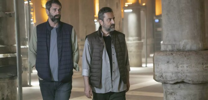 Турецкий сериал Опасные улицы 716 серия
