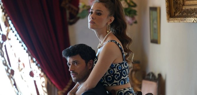 Турецкий сериал Лейла 36 серия