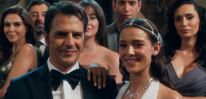 Турецкий сериал Зависть 1 серия