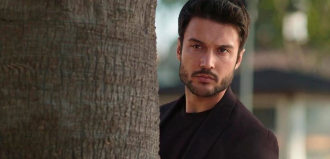 Турецкий сериал Заключенный любви 23 серия