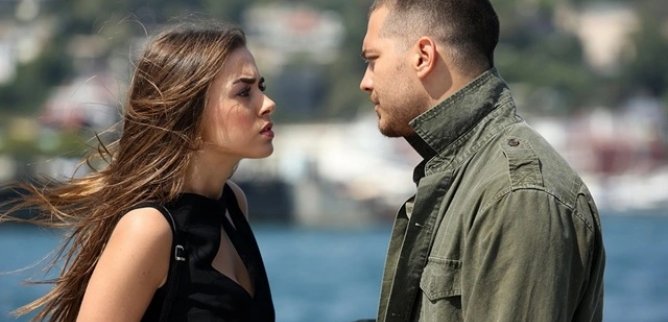 Турецкий сериал Внутри 2 серия