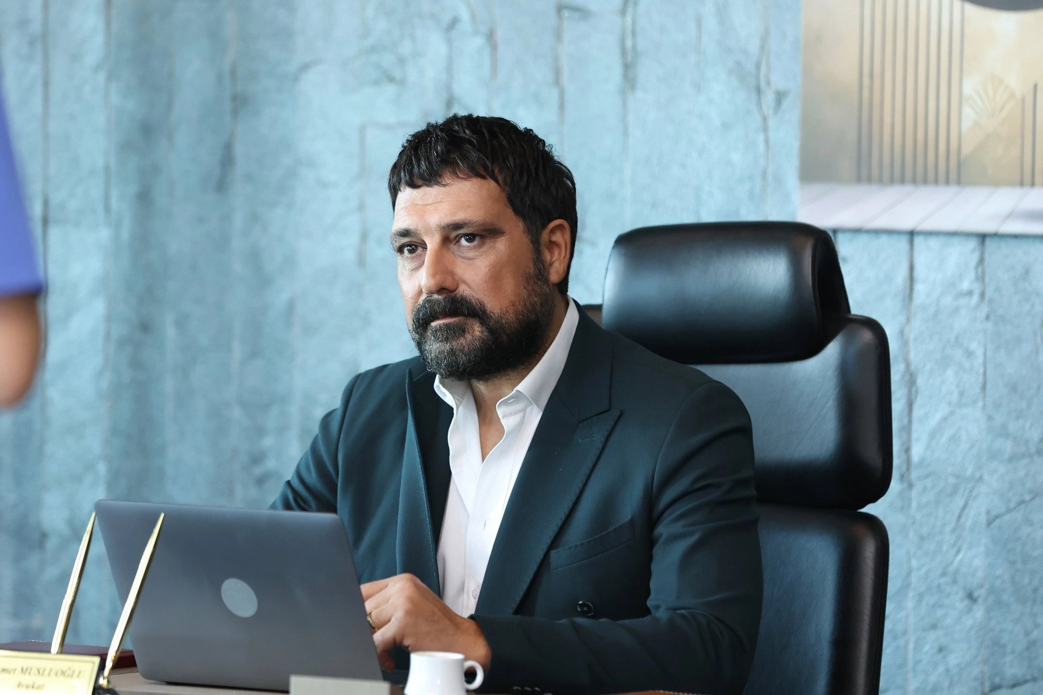 Бюлент Инал