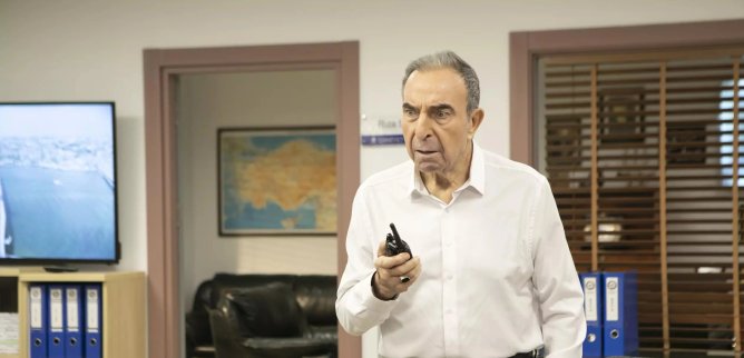 Турецкий сериал Опасные улицы 721 серия
