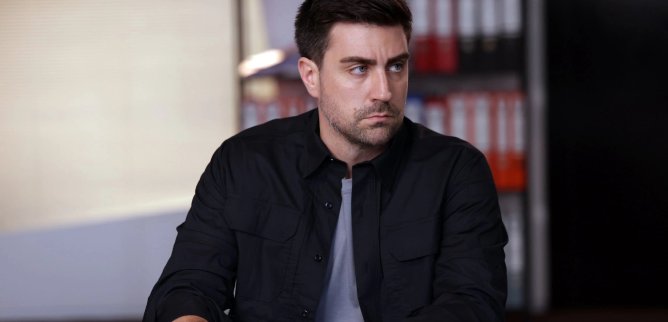 Турецкий сериал Комната для допросов 11 серия