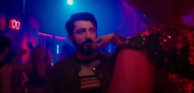 Турецкий сериал Махсун Джи 19 серия