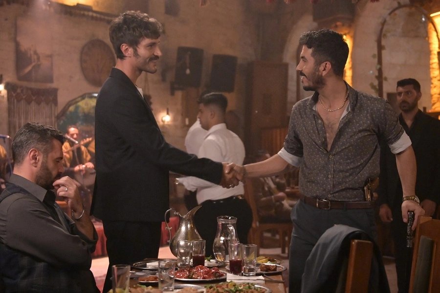 Кадр из сериала "Преемник"