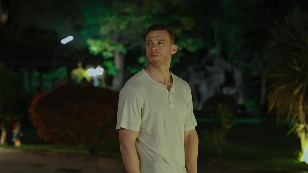 кадр из сериала "Сердцебиение"