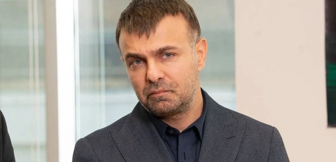 Турецкий сериал Клюквенный щербет 111 серия
