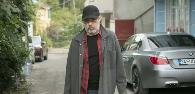 Турецкий сериал Опасные улицы 725 серия