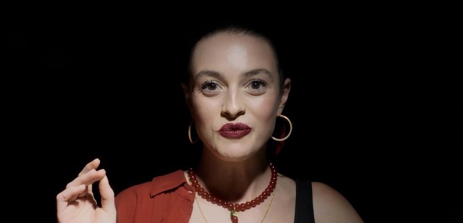 Турецкий сериал Лейла Хали 1 серия