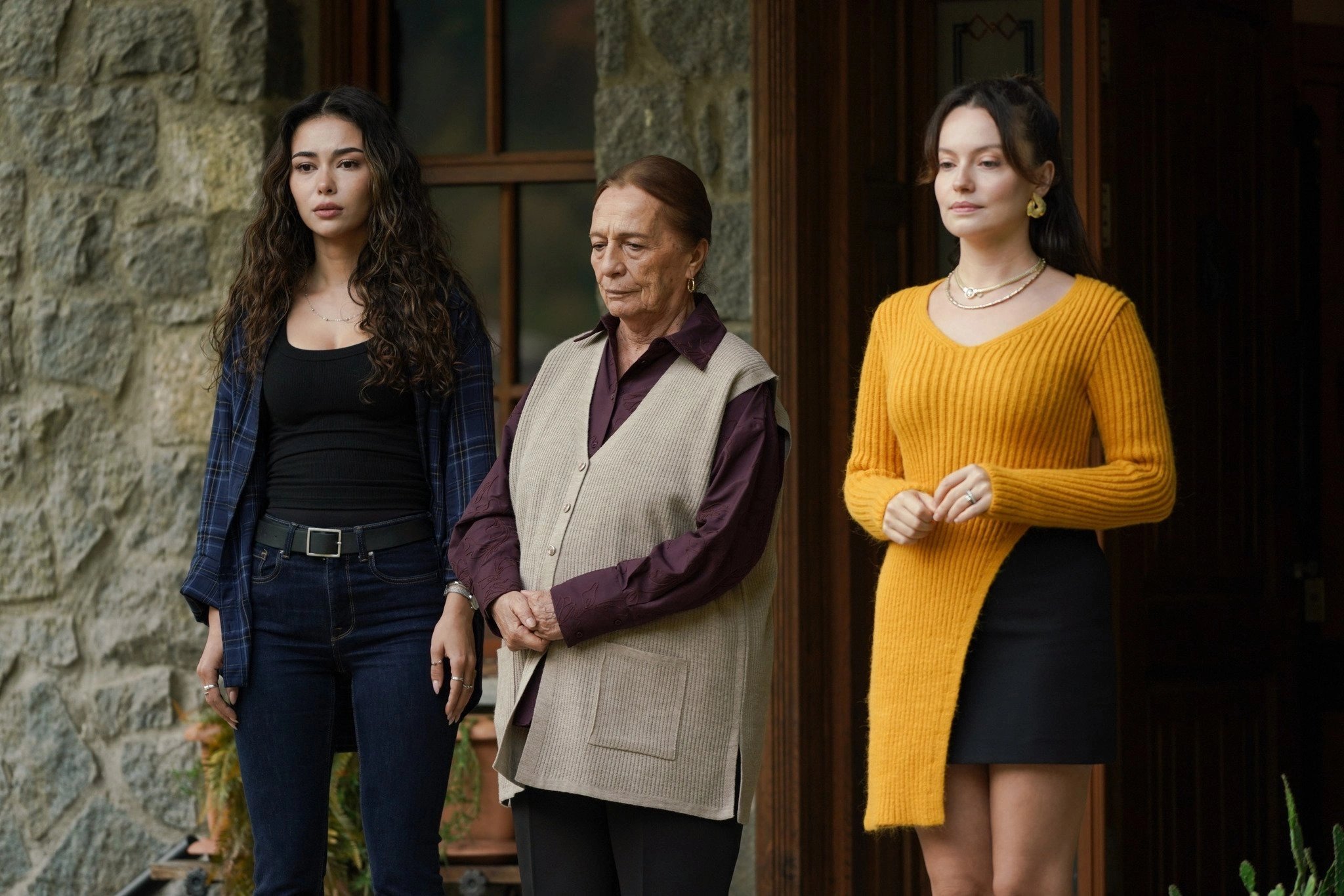 кадр из сериала "Глаза Чёрного моря"